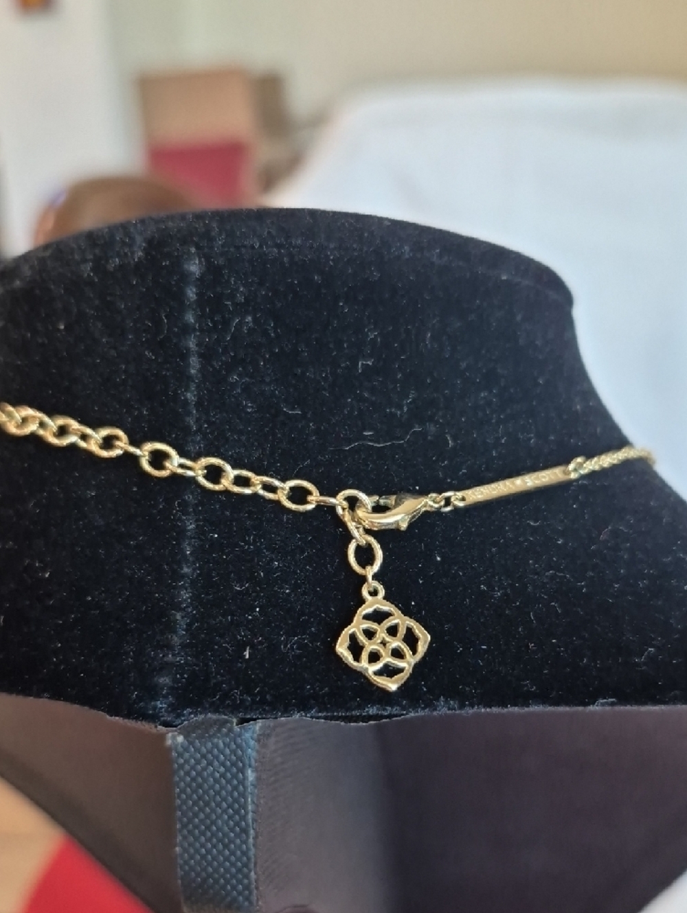 Kendra Scott Gold Necklace with Pink Oval Stone - Picture 3 of 4